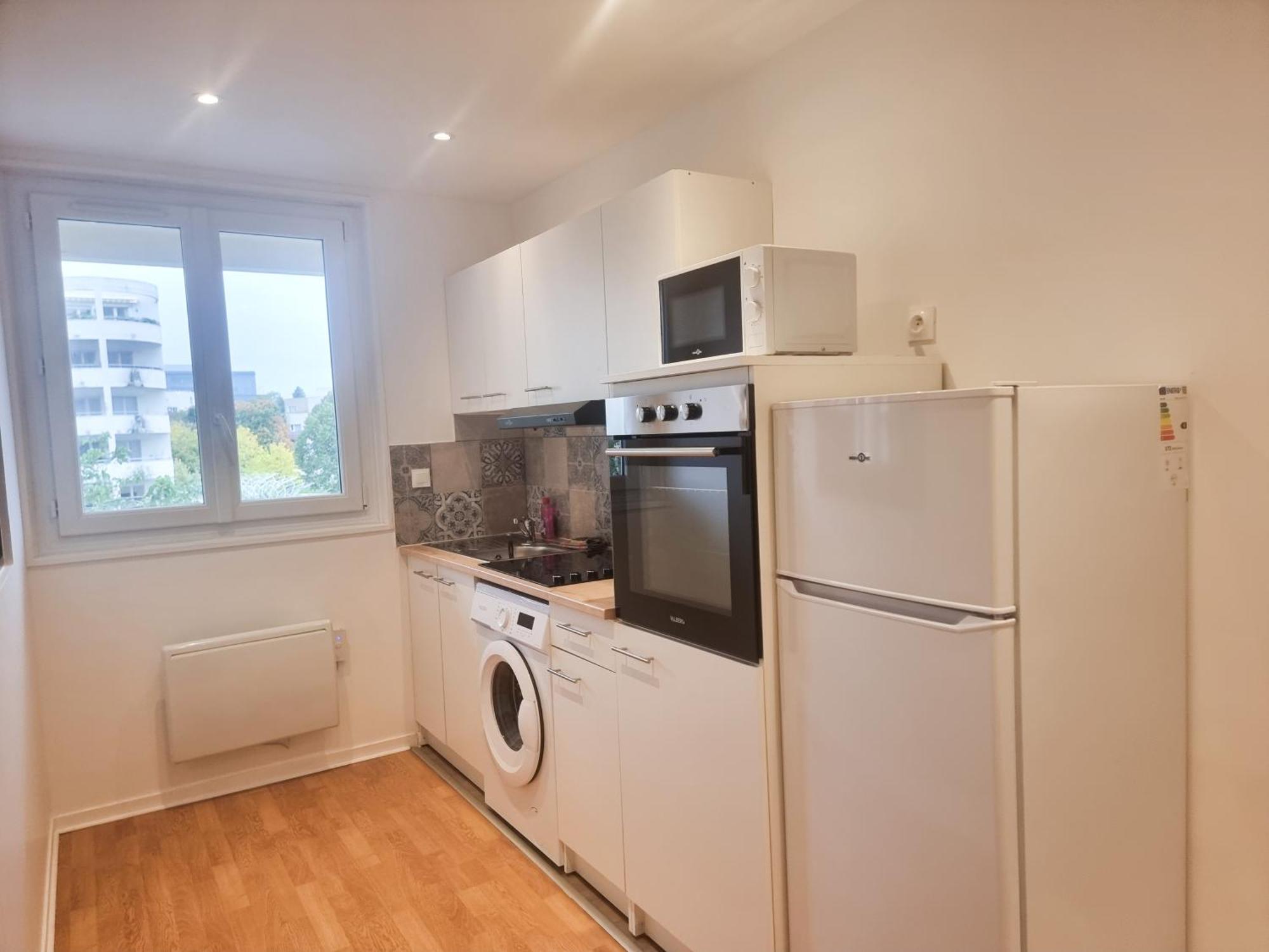 Exigehome - Appartement En Plein Centre-Ville Montigny-le-Bretonneux Exteriör bild